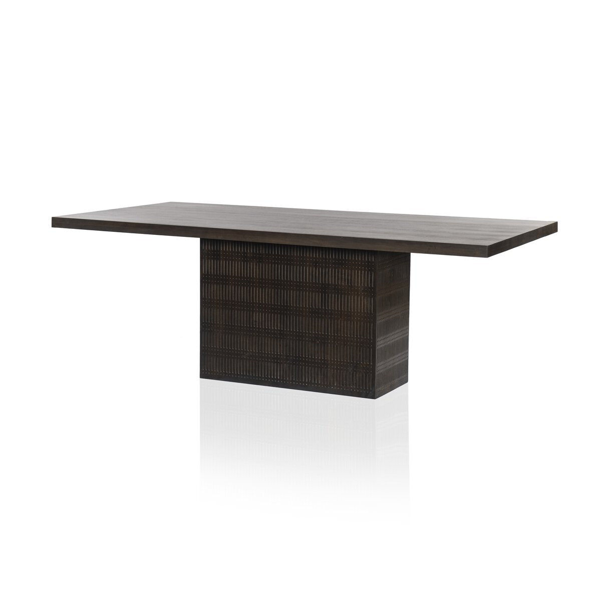 KELBY DINING TABLE