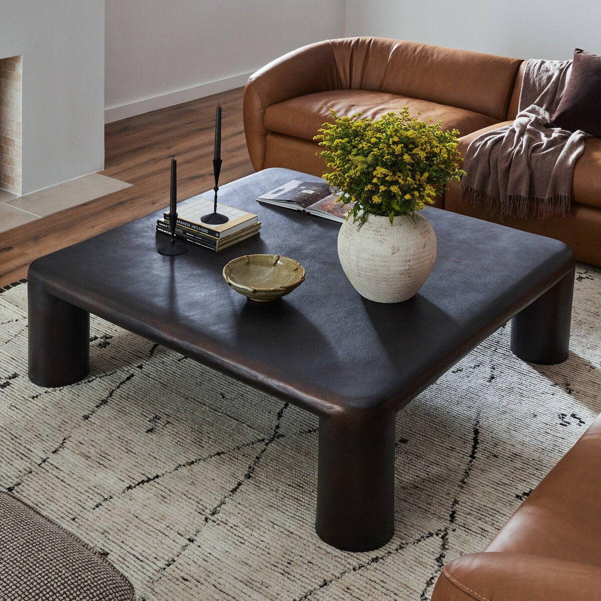 TARGON COFFEE TABLE