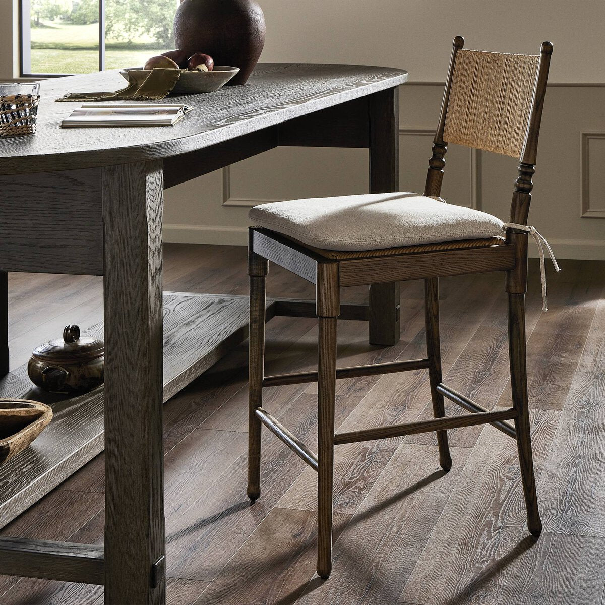 FAYTH BAR + COUNTER STOOL