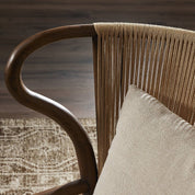 AMIRA CHAIR